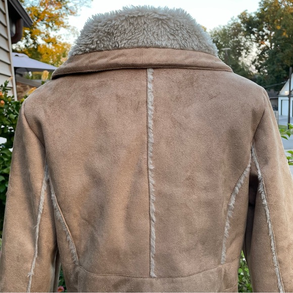 Columbia Sportswear Company Faux Shearling and Suede Short Coat Size Small - Picture 10 of 15